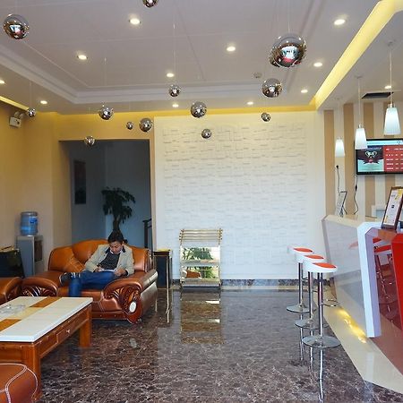 Thank Inn Chain Hotel Guizhou Zunyi Huichuan District Huichuan Avenue Zewnętrze zdjęcie