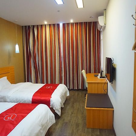 Thank Inn Chain Hotel Guizhou Zunyi Huichuan District Huichuan Avenue Zewnętrze zdjęcie