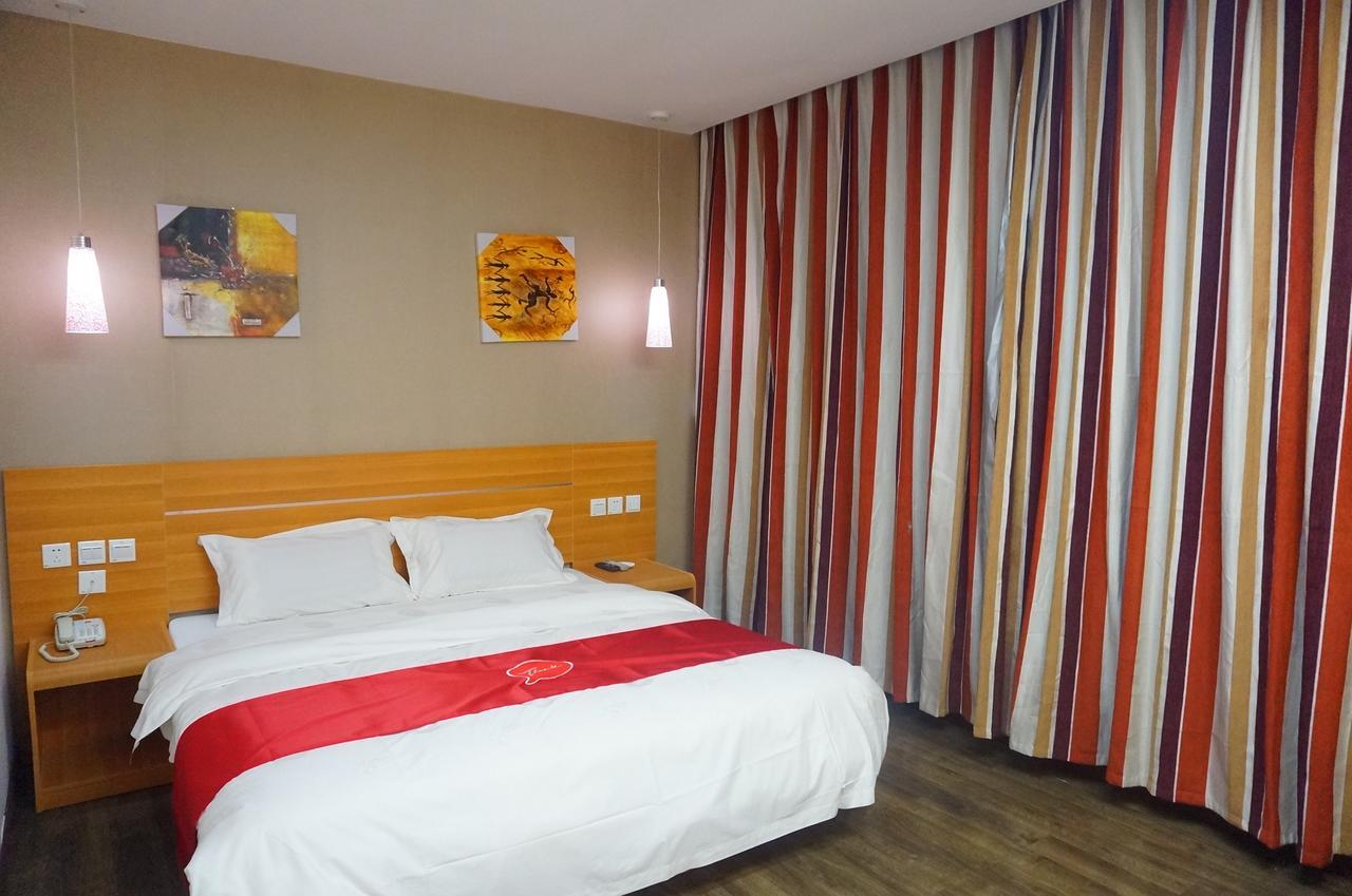 Thank Inn Chain Hotel Guizhou Zunyi Huichuan District Huichuan Avenue Zewnętrze zdjęcie