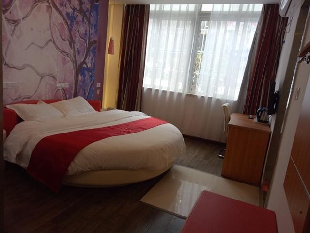 Thank Inn Chain Hotel Guizhou Zunyi Huichuan District Huichuan Avenue Zewnętrze zdjęcie