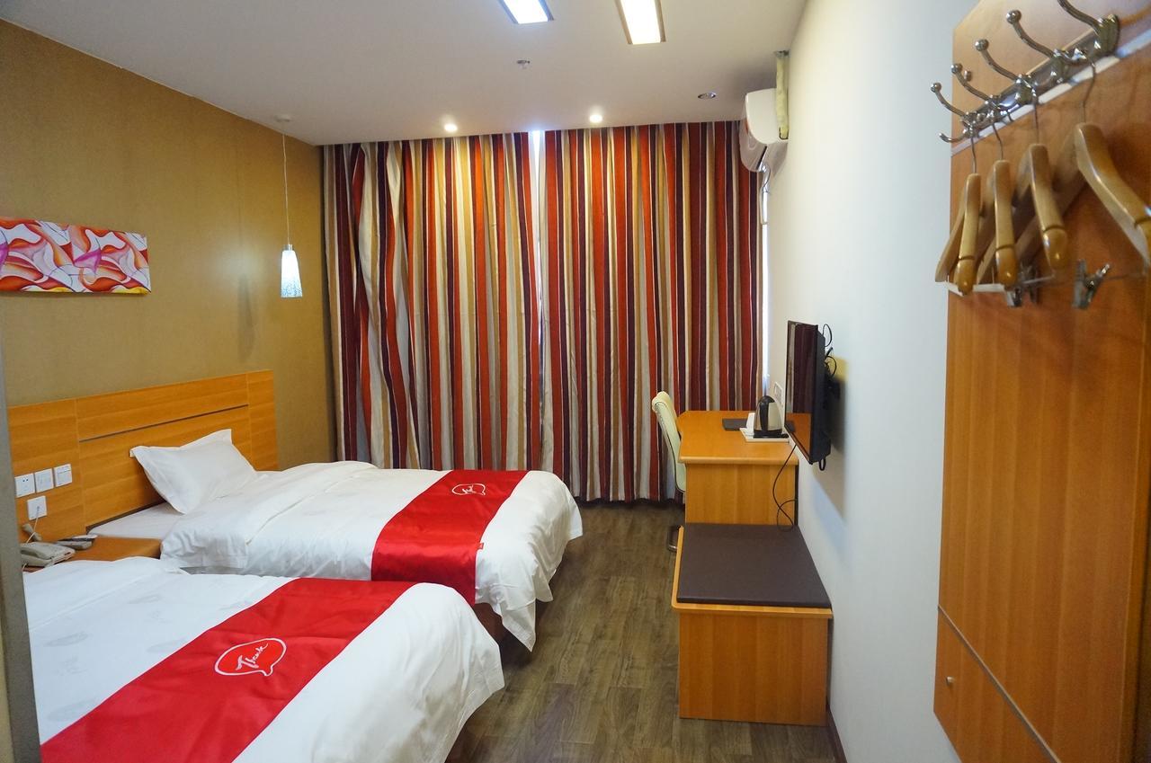 Thank Inn Chain Hotel Guizhou Zunyi Huichuan District Huichuan Avenue Zewnętrze zdjęcie